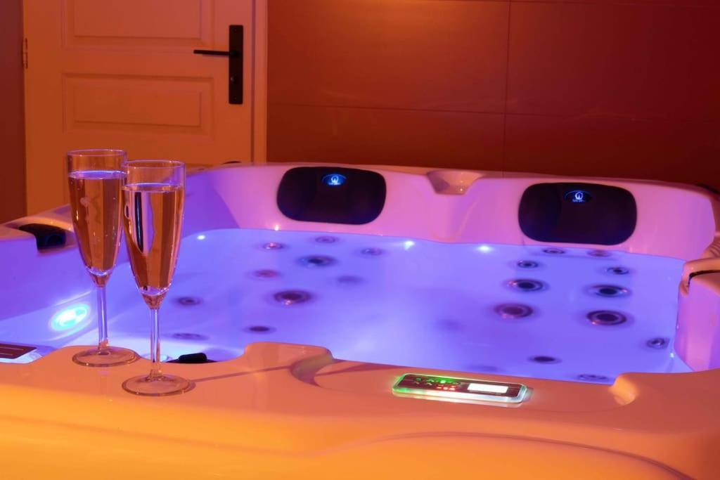 Suite & Spa Privatif Domaine Des Demoiselles Hauteville  Eksteriør bilde